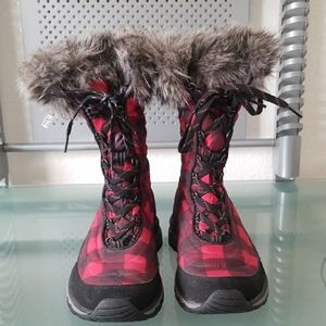 Eddie Bauer Solstice Mid calf snow boot